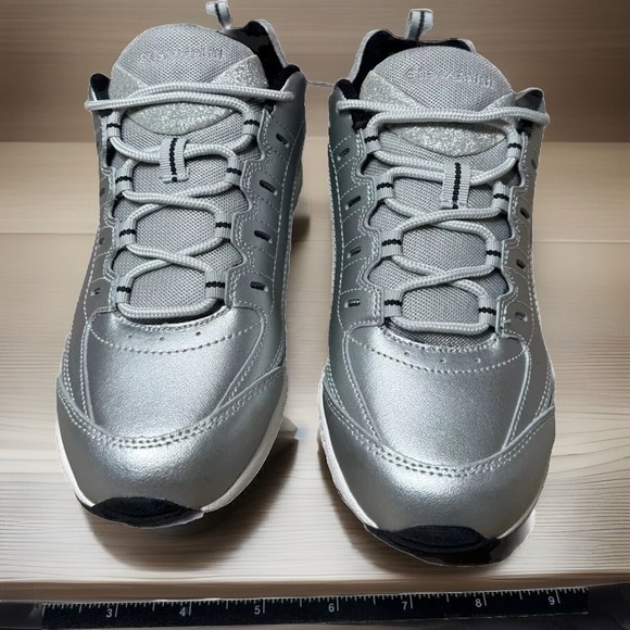 Easy Spirit Silver 6W Seromy  Lace Up  Shoes NWOT - Picture 1 of 12